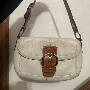 ✨SOLD Coach Cream and Brown Leather Shoulder Bag